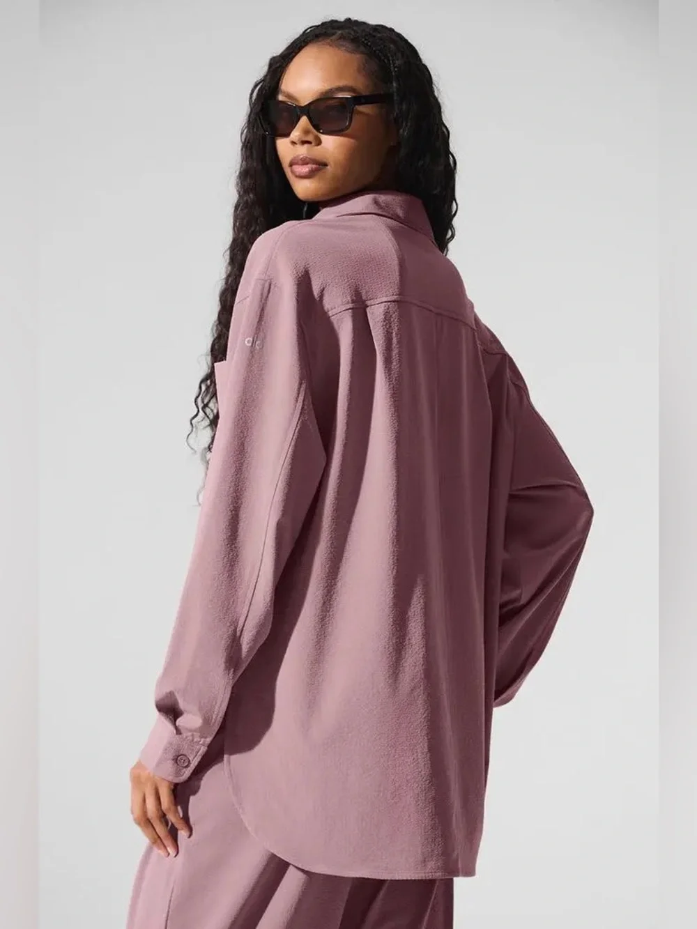ALO Yoga Dreamscape Button Down Long Sleeve in Smoky Quartz - XS